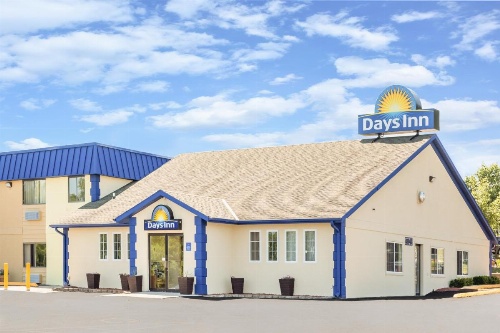 Days Inn by Wyndham Des Moines Merle Hay image 12